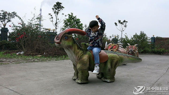 儿童恐龙电动车