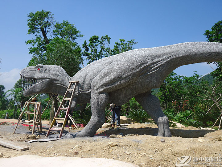 风景区恐龙雕塑