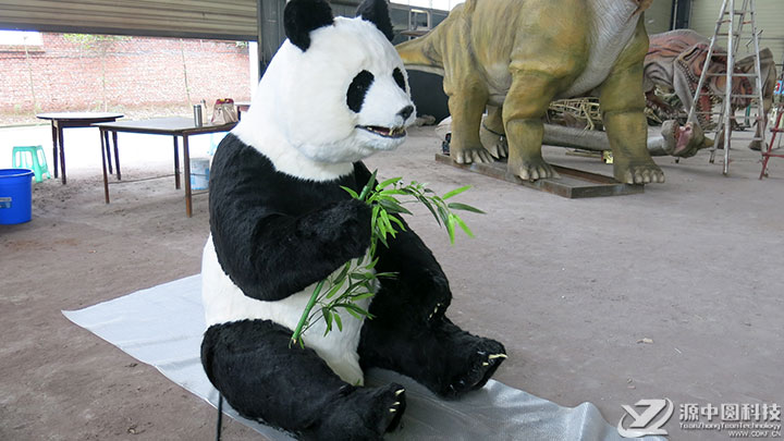 仿真熊猫