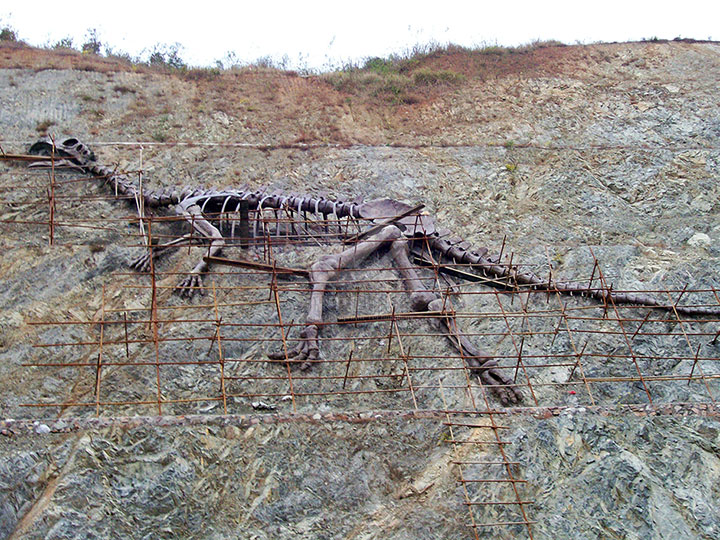 大型恐龙化石遗址制作